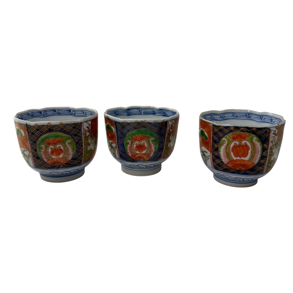 Vintage Japanese Imari Tea Cups Set of 3 Porcelain Crane Floral Scalloped Rim 3"